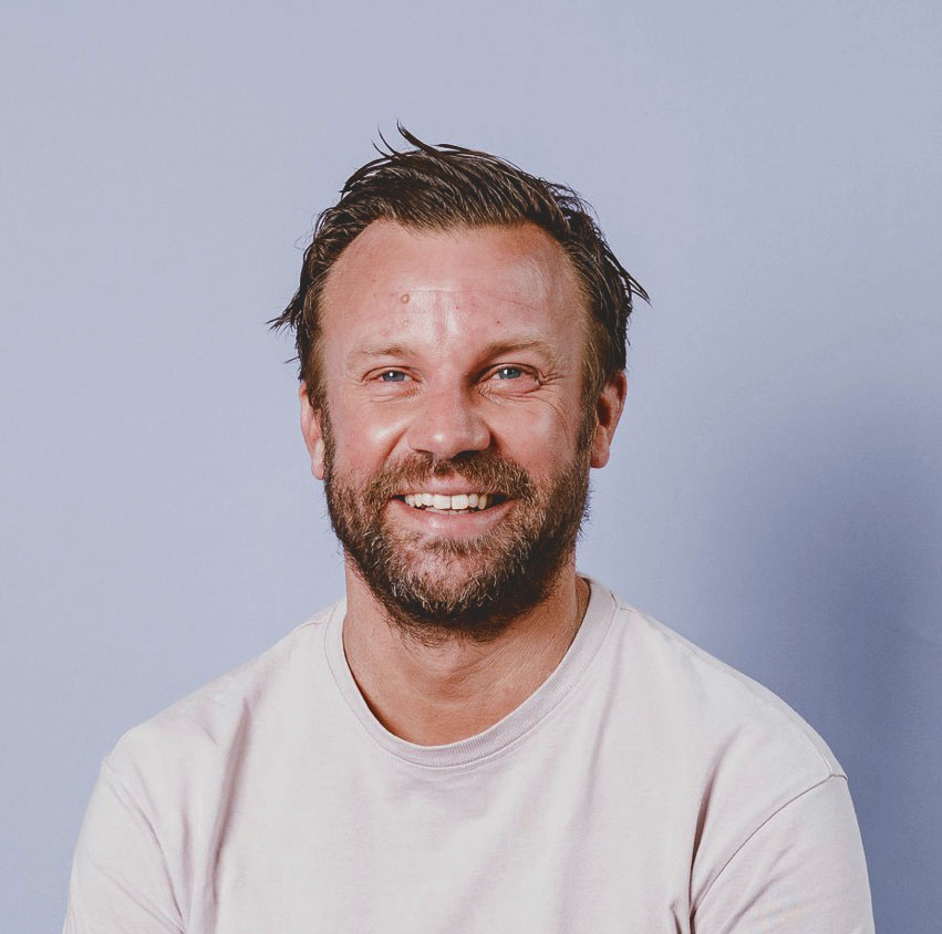 Portrait von Sebastian Lange, dem Veranstalter des Weltkindertages in Köln.